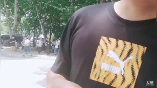科头溜子发布了一个斗鱼视频2019-06-14