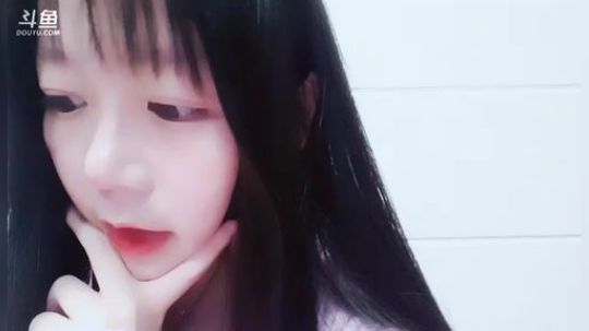 永远不说拜拜多多608599发布了一个斗鱼视频2019-06-14