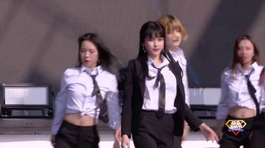 《Black Dress-CLC》-米儿啊i