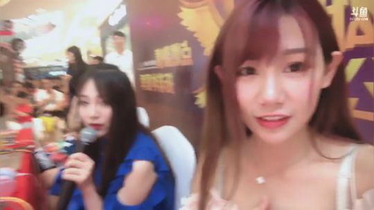 喵老师的圣诞树发布了一个斗鱼视频2019-06-15