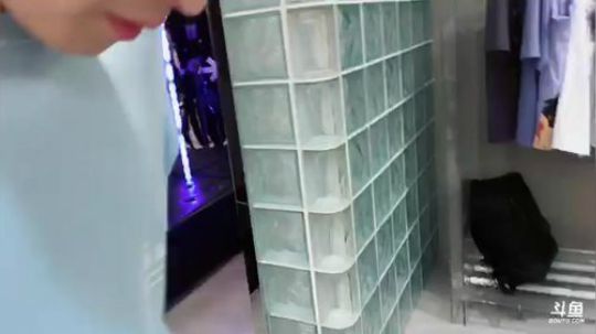 九日：去商场挑礼物 2019-06-15 16点场