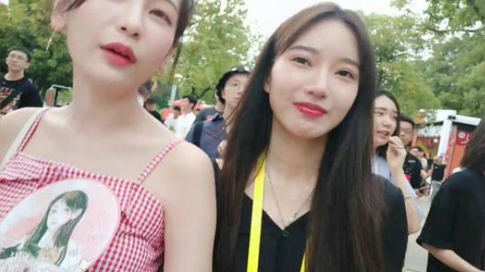 ？？？？？？ 241431 2019-06-15 17点场