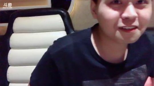 九日：唱歌 2019-06-15 21点场