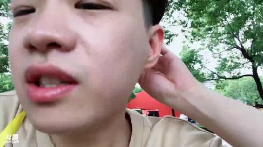 我在斗鱼看林蒙m直播王者荣耀