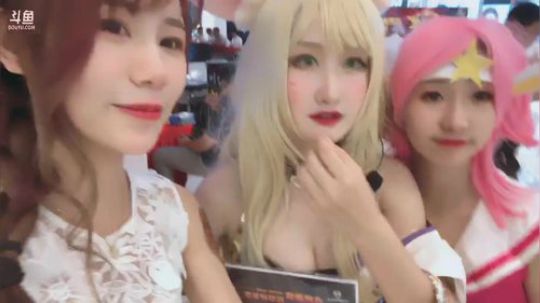 喵老师的圣诞树发布了一个斗鱼视频2019-06-16