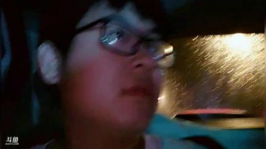 我在斗鱼看火力堂主直播户外