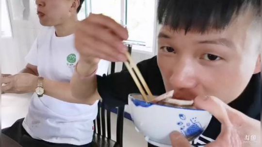 “流量扶贫”扎赉特旗。 2019-06-19 13点场