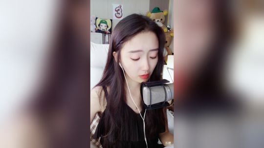 登月团丶离去发布了一个斗鱼视频2019-06-19