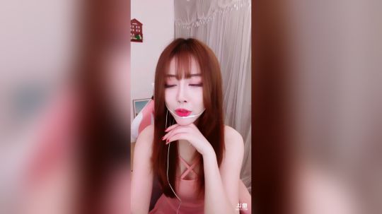 我在斗鱼看菁菁Krystal直播颜值