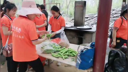 科头溜子发布了一个斗鱼视频2019-06-19