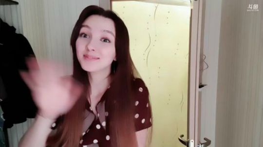 大家下午好，先看房，晚点有美女喔。 2019-06-18 18点场