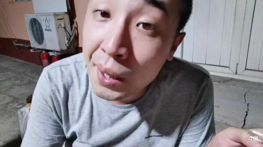 一生守护铁公鸡发布了一个斗鱼视频2019-06-20