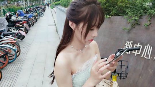 丿Good丶发布了一个斗鱼视频2019-06-19