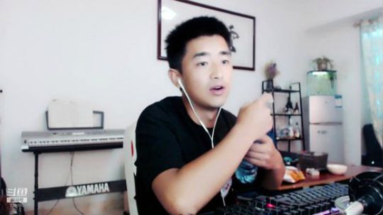 无聊开会儿播 2019-06-21 20点场