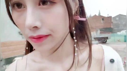 偷到尛星星了吗发布了一个斗鱼视频2019-06-21