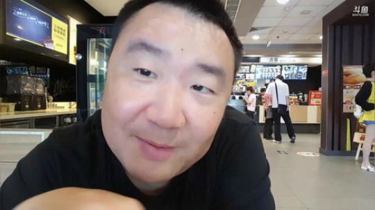 吃了嘛 到饭点了。 2019-06-20 12点场