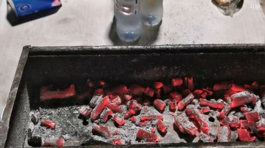 红柳枝大羊肉串过瘾吖、