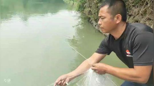 哆啦爱梦梦发布了一个斗鱼视频2019-06-23