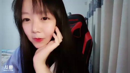 永远不说拜拜多多608599发布了一个斗鱼视频2019-06-23