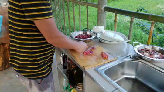 欢迎初哥健哥来魅力。 2019-06-24 17点场