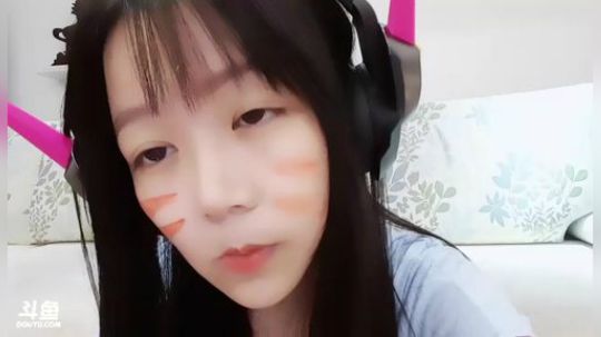 永远不说拜拜多多608599发布了一个斗鱼视频2019-06-24