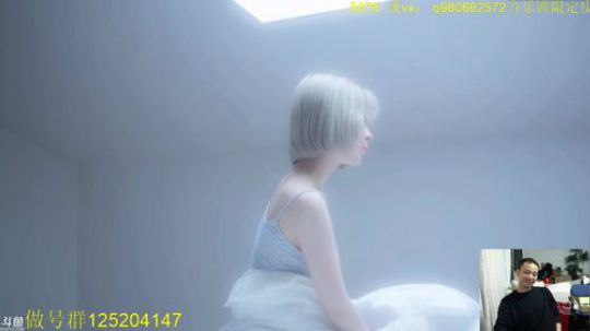 顾影无如白发何丶发布了一个斗鱼视频2019-06-24
