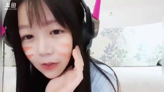 永远不说拜拜多多608599发布了一个斗鱼视频2019-06-24