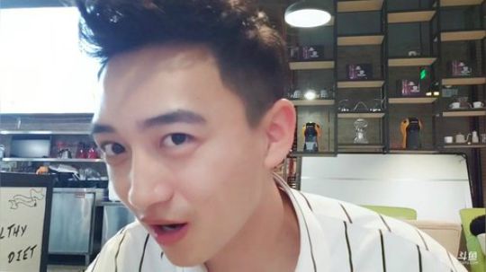 五点半见兄弟们！ 2019-06-25 17点场