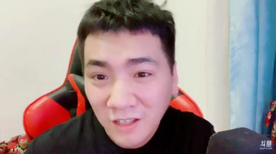 锤锤锤 正直的正经人 2019-06-25 20点场