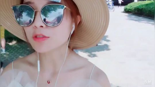 肖淑洁生命中的光和盐发布了一个斗鱼视频2019-06-28
