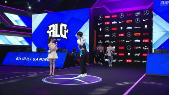 HHHISHHH发布了一个斗鱼视频2019-06-28