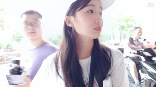 登月团丶离去发布了一个斗鱼视频2019-06-29