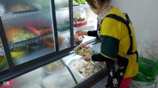 回访干妈家。 2019-06-29 19点场