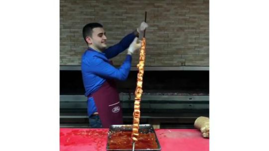 土耳其网红厨师小哥布拉克.奥兹德米尔4