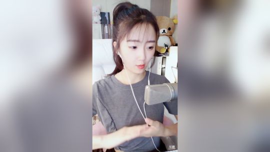 登月团丶离去发布了一个斗鱼视频2019-06-30