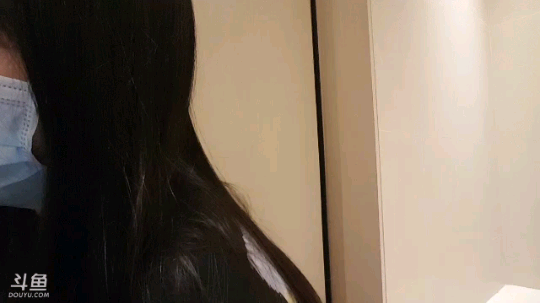 事情总要分前后 你先全世界后～