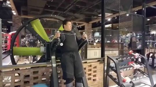 哆啦爱梦梦发布了一个斗鱼视频2019-06-30