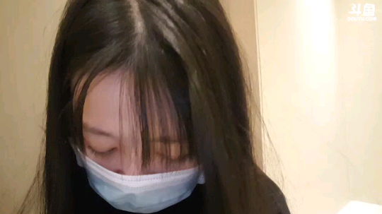 事情总要分前后 你先全世界后～