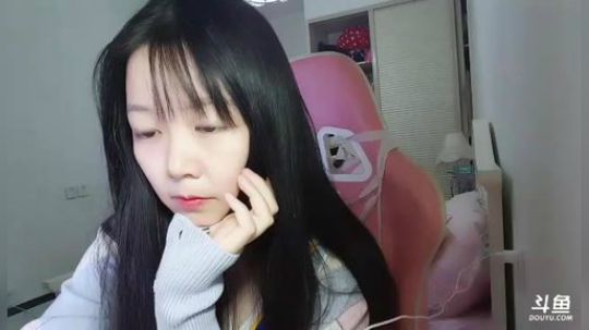 永远不说拜拜多多608599发布了一个斗鱼视频2019-07-01