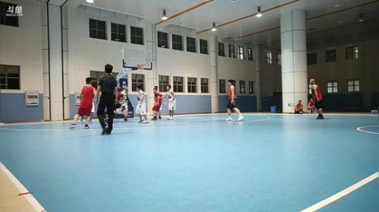 顺昌sc vs 延安中学 ，（1）