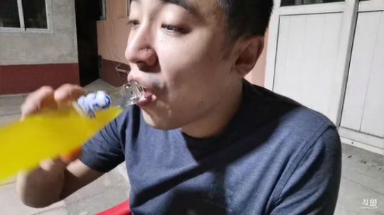 聊天