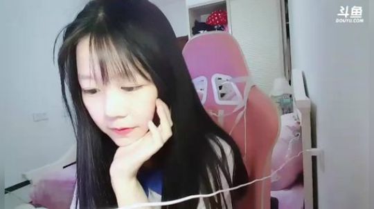 永远不说拜拜多多608599发布了一个斗鱼视频2019-07-02