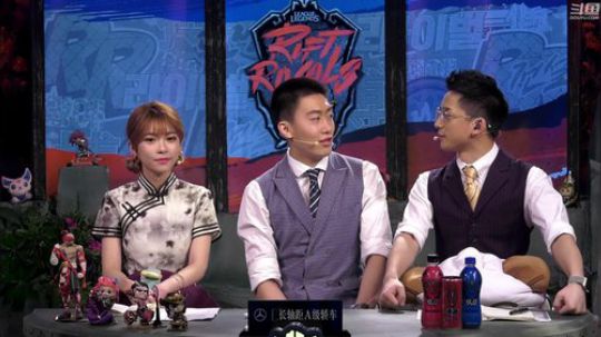 黑板君爱喝酸奶发布了一个斗鱼视频2019-07-05