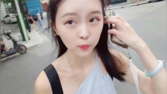 伤心hh发布了一个斗鱼视频2019-07-05