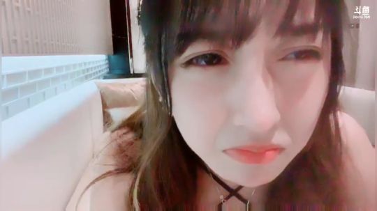 偷到尛星星了吗发布了一个斗鱼视频2019-07-05