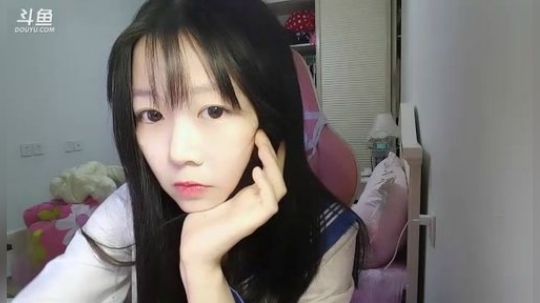 永远不说拜拜多多608599发布了一个斗鱼视频2019-07-05