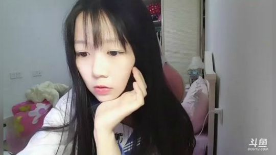 永远不说拜拜多多608599发布了一个斗鱼视频2019-07-05