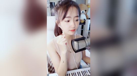 登月团丶离去发布了一个斗鱼视频2019-07-05