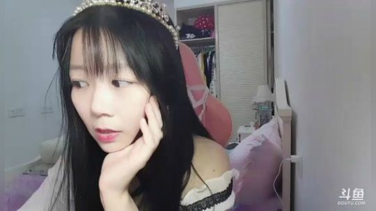 永远不说拜拜多多608599发布了一个斗鱼视频2019-07-06