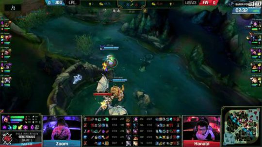 我在斗鱼看英雄联盟赛事直播英雄联盟